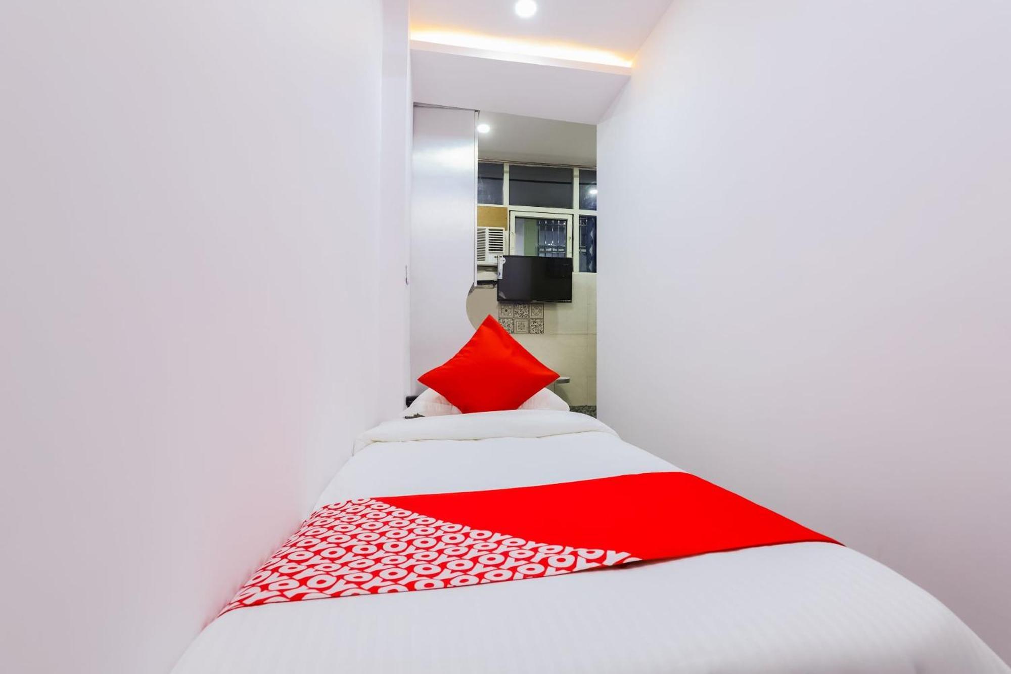 Hotel O New Tech India Дели Экстерьер фото