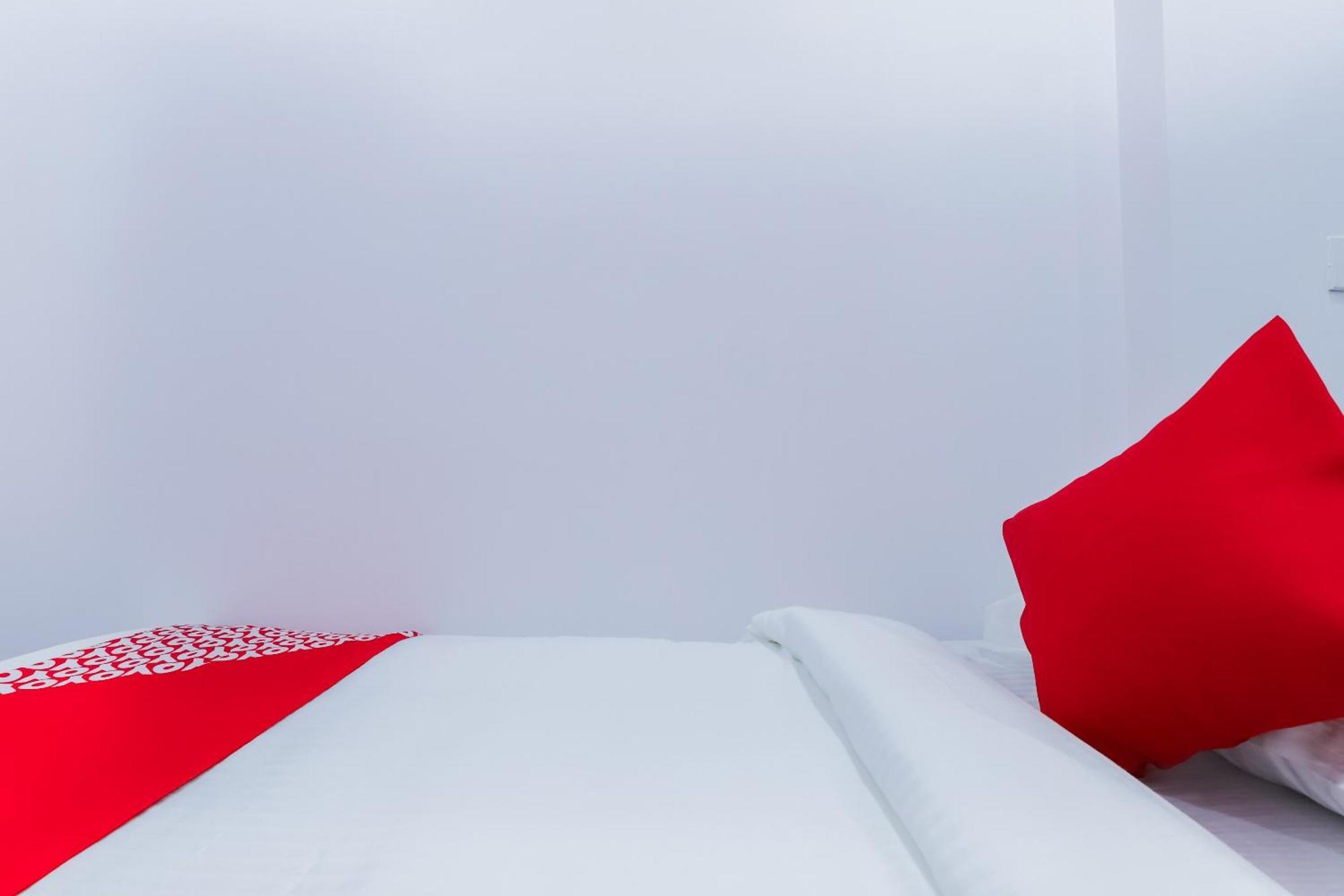 Hotel O New Tech India Дели Экстерьер фото